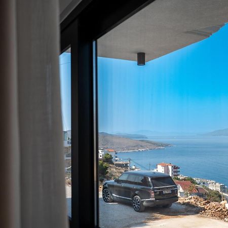 Arrei Hotel Sarandë エクステリア 写真