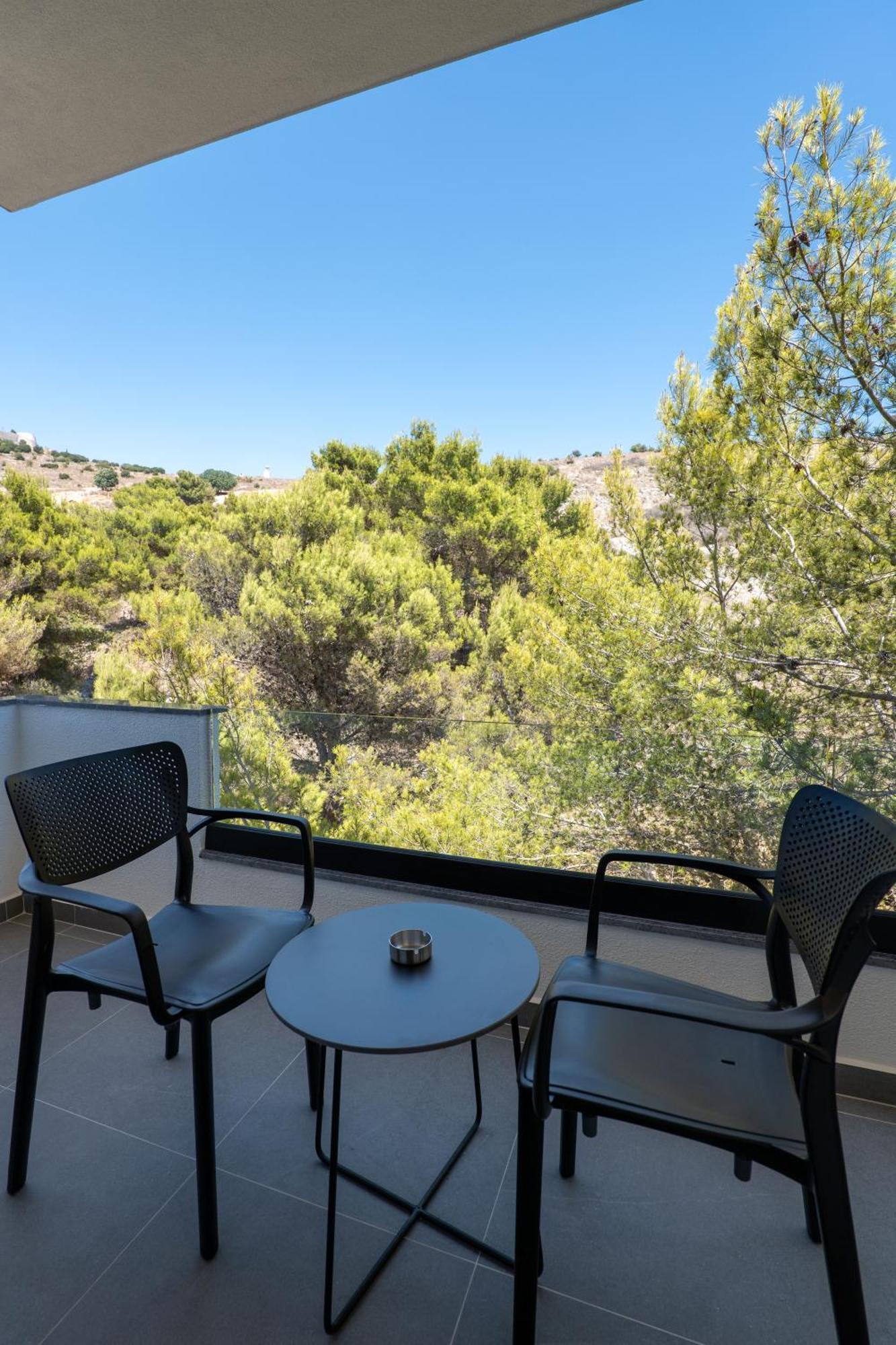 Arrei Hotel Sarandë エクステリア 写真