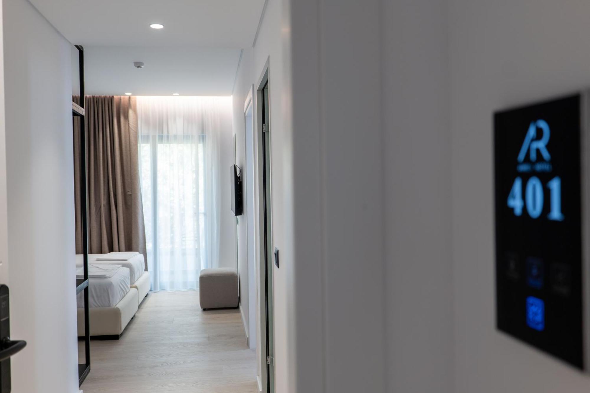Arrei Hotel Sarandë エクステリア 写真